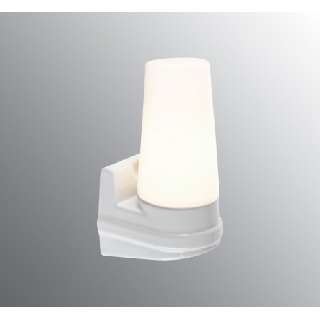 IE_6088-700-10 Ifo Electric Bernadotte sconce IP44 1xE14